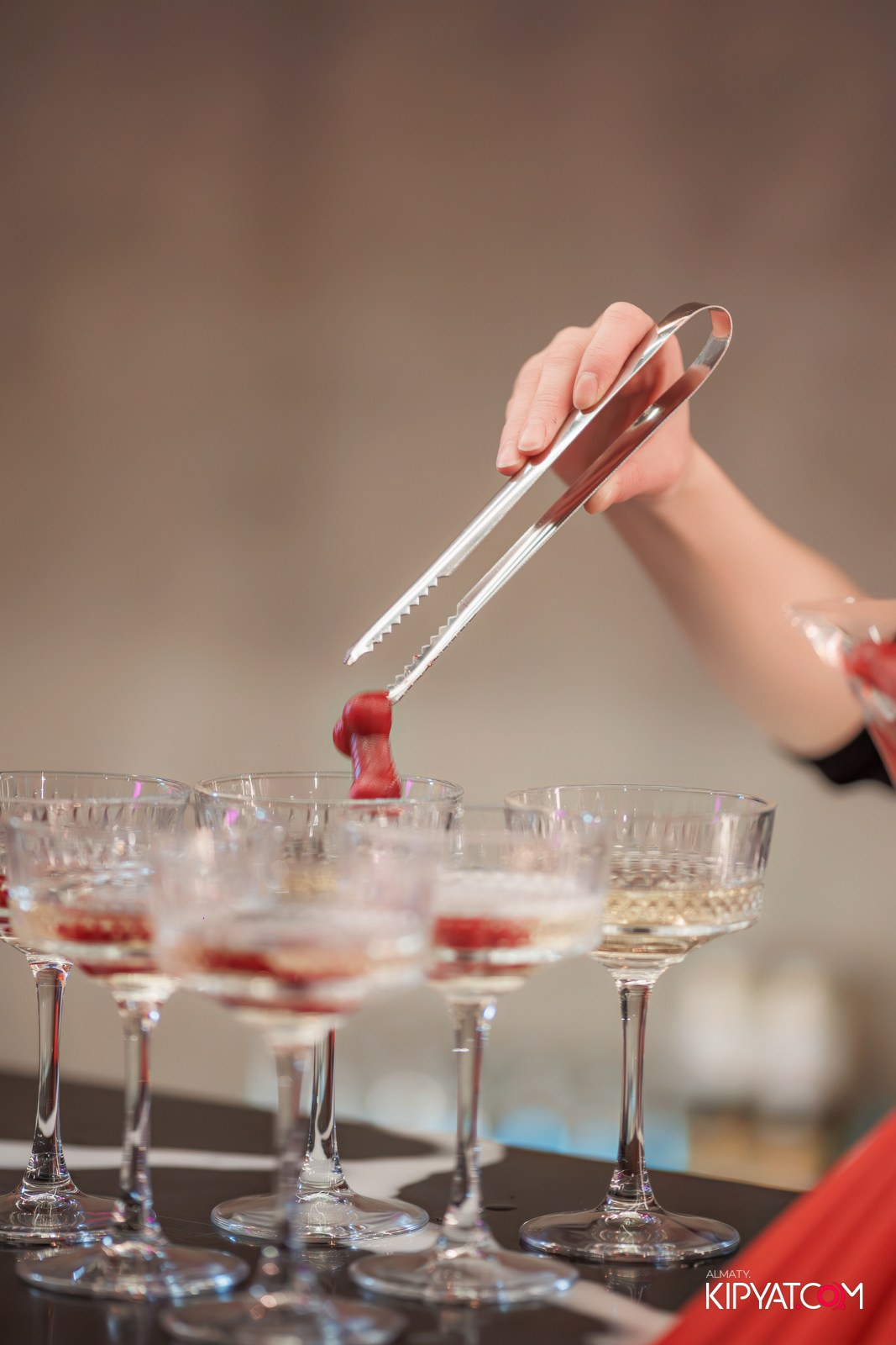 ARABIS НА ГАГАРИНА. КИПЯТКОМ АЛМАТЫ!