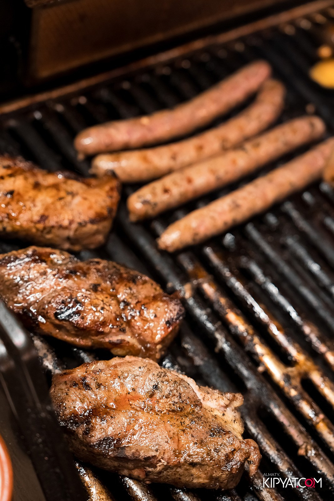 РЕСТОРАН ЛАРИСС ИВАННУ ХАЧУ. КИПЯТКОМ АЛМАТЫ!