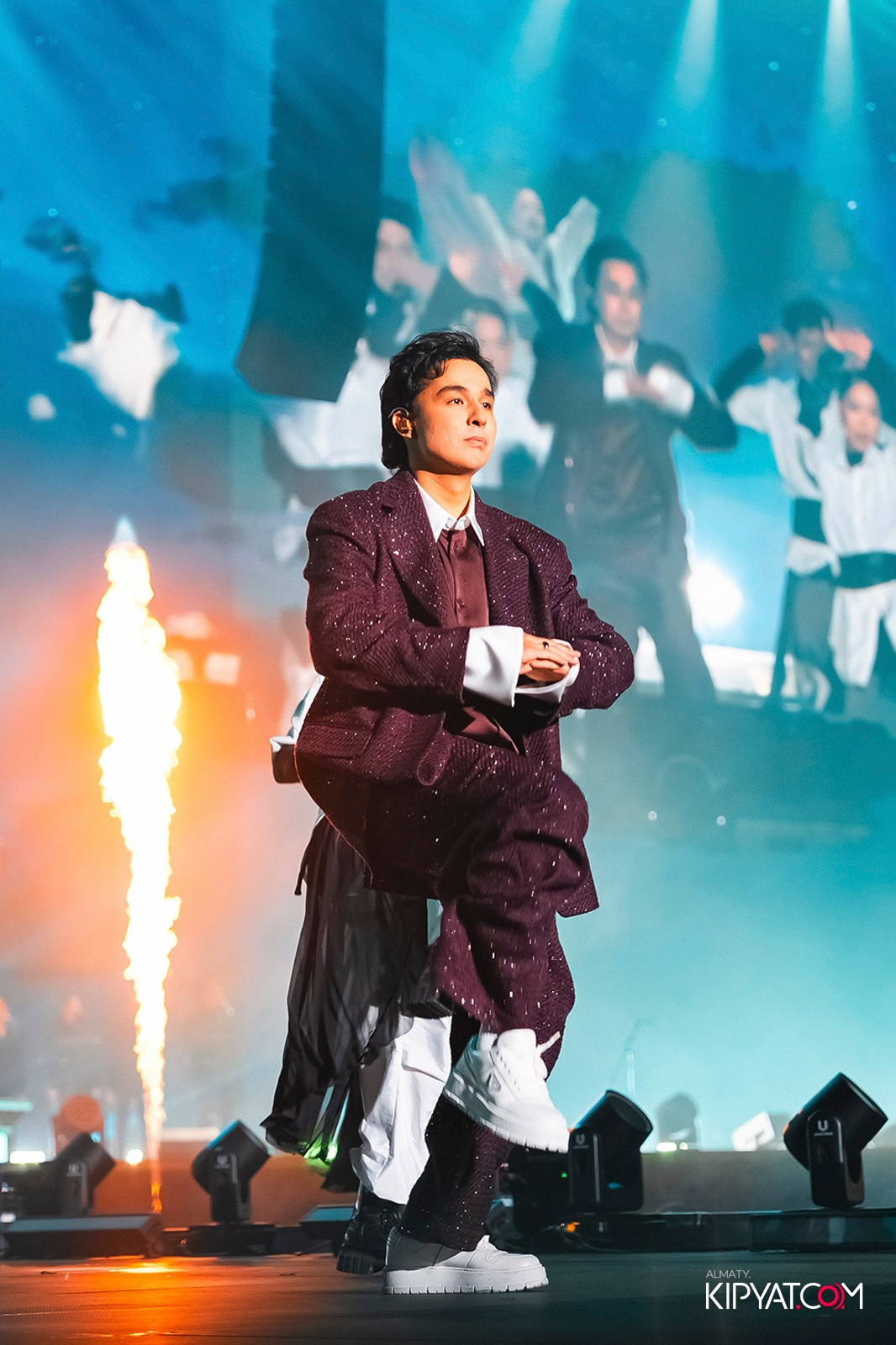КОНЦЕРТ МИРАСА ЖУГУНУСОВА НА ЦЕНТРАЛЬНОМ СТАДИОНЕ. КИПЯТКОМ АЛМАТЫ!