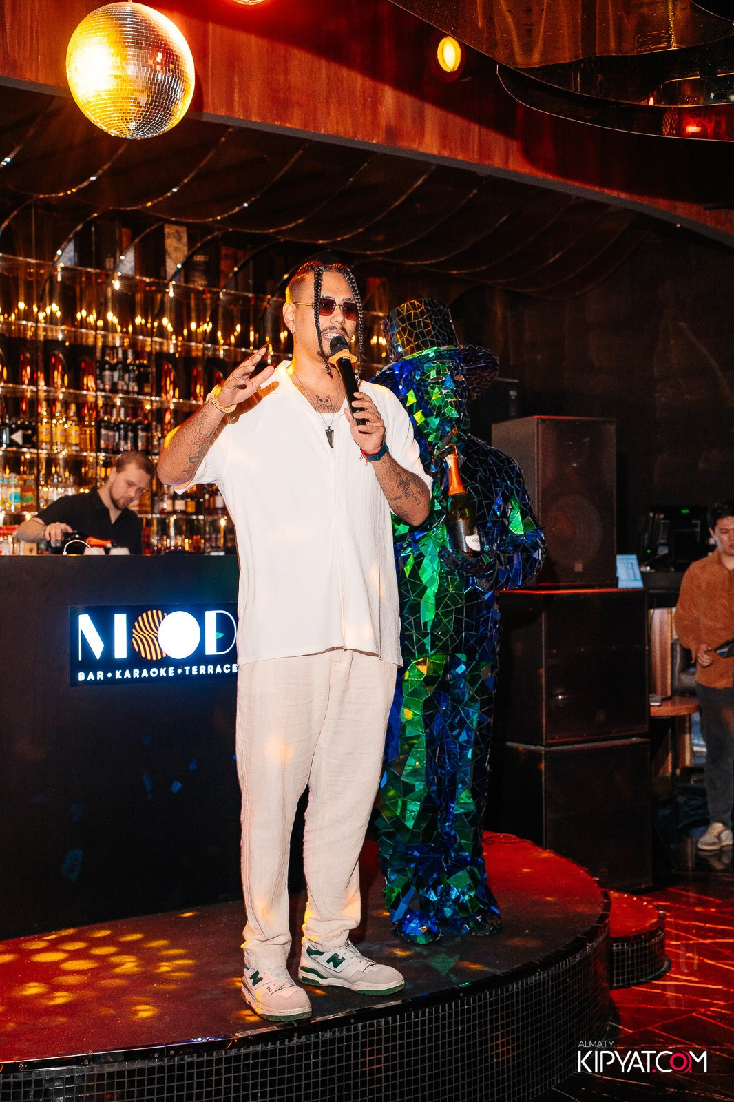 MOOD KARAOKE & TERRACE. КИПЯТКОМ АЛМАТЫ!