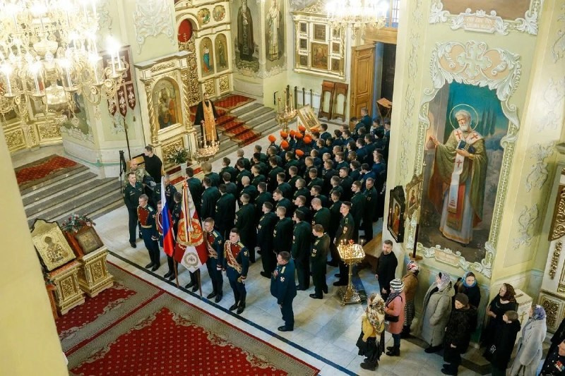 Благочинный Северо-Западного округа принял участие в Архиерейском Богослужении в соборе Покрова Пресвятой Богородицы. Саратовское Северо-Западное благочиние