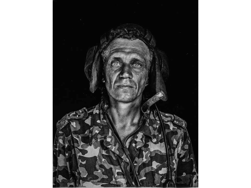 ID. Misha Domozhilov photographer