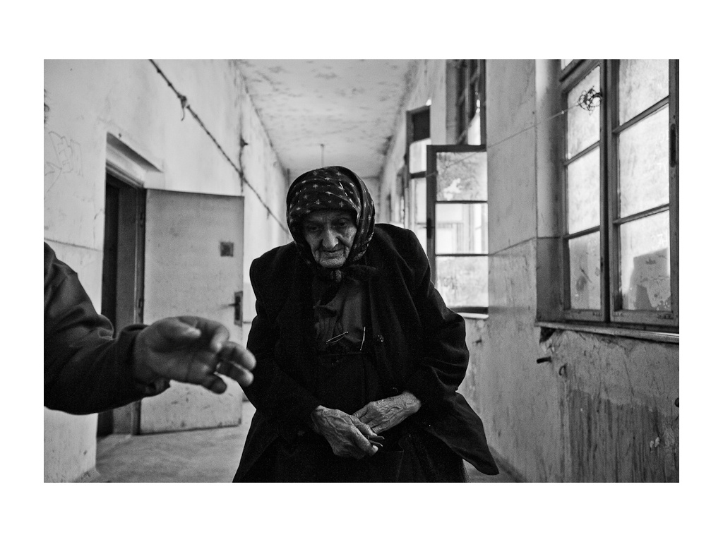 Kosovska Mitrovica. Misha Domozhilov photographer