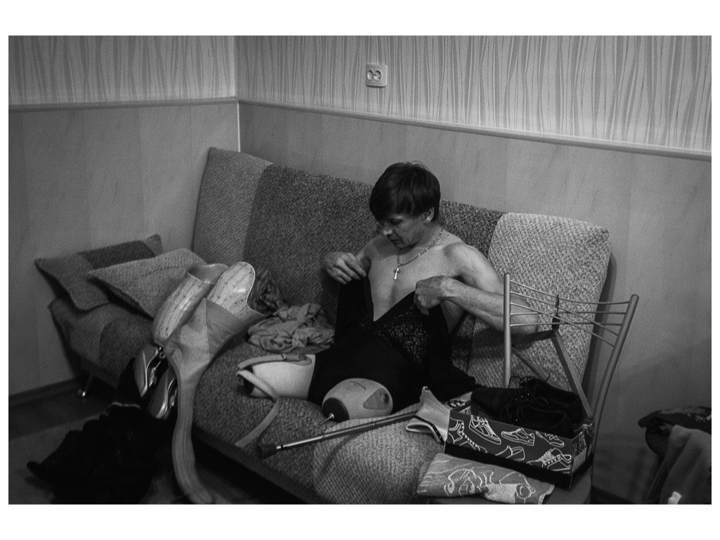 Cage. Misha Domozhilov photographer