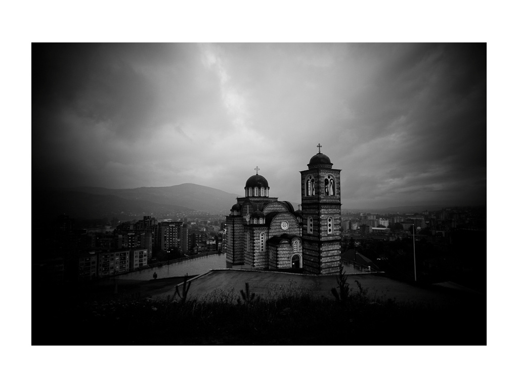 Kosovska Mitrovica. Misha Domozhilov photographer