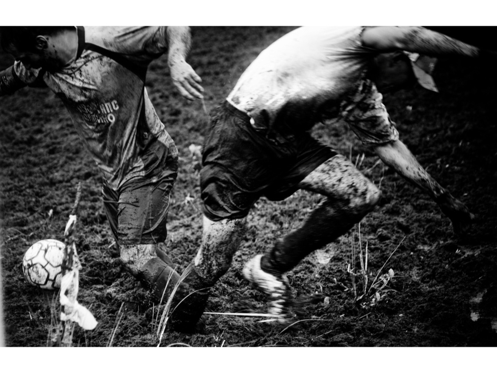 Swamp Football. Misha Domozhilov photographer