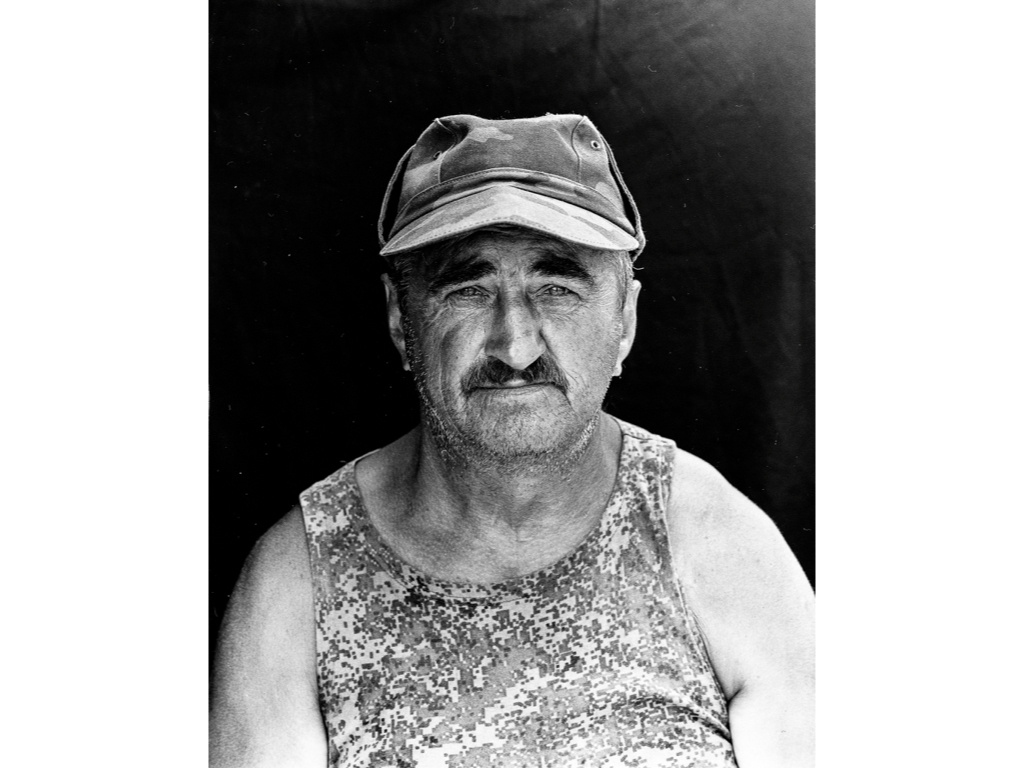 ID. Misha Domozhilov photographer