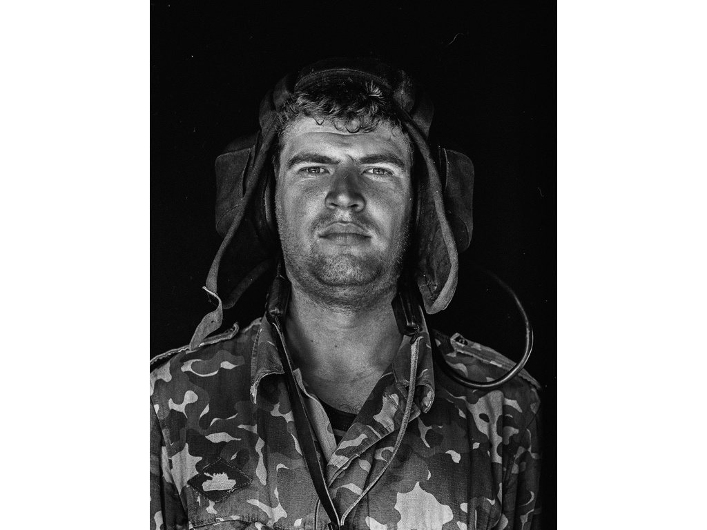 ID. Misha Domozhilov photographer