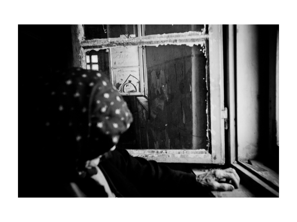 Kosovska Mitrovica. Misha Domozhilov photographer