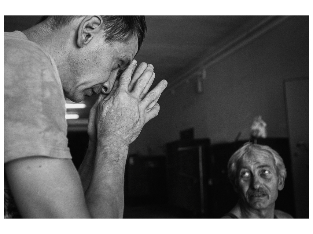 Cage. Misha Domozhilov photographer