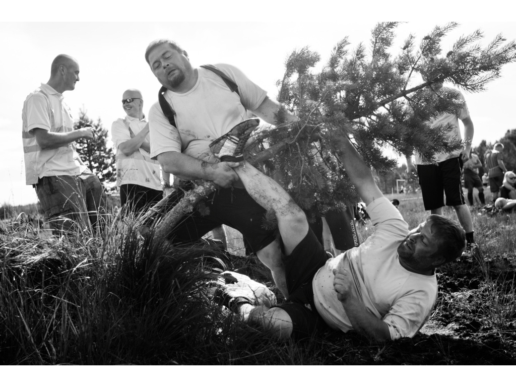Swamp Football. Misha Domozhilov photographer