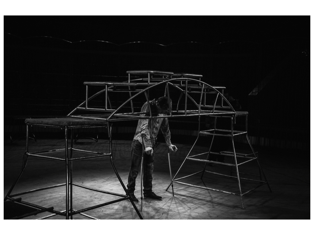 Cage. Misha Domozhilov photographer