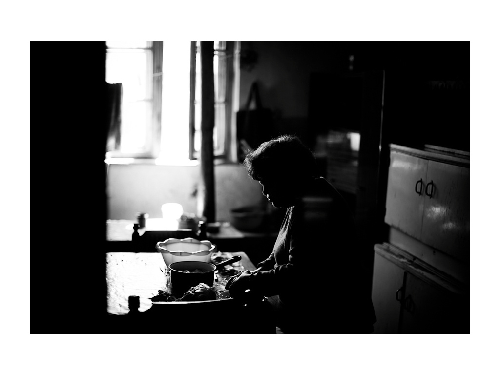 Kosovska Mitrovica. Misha Domozhilov photographer