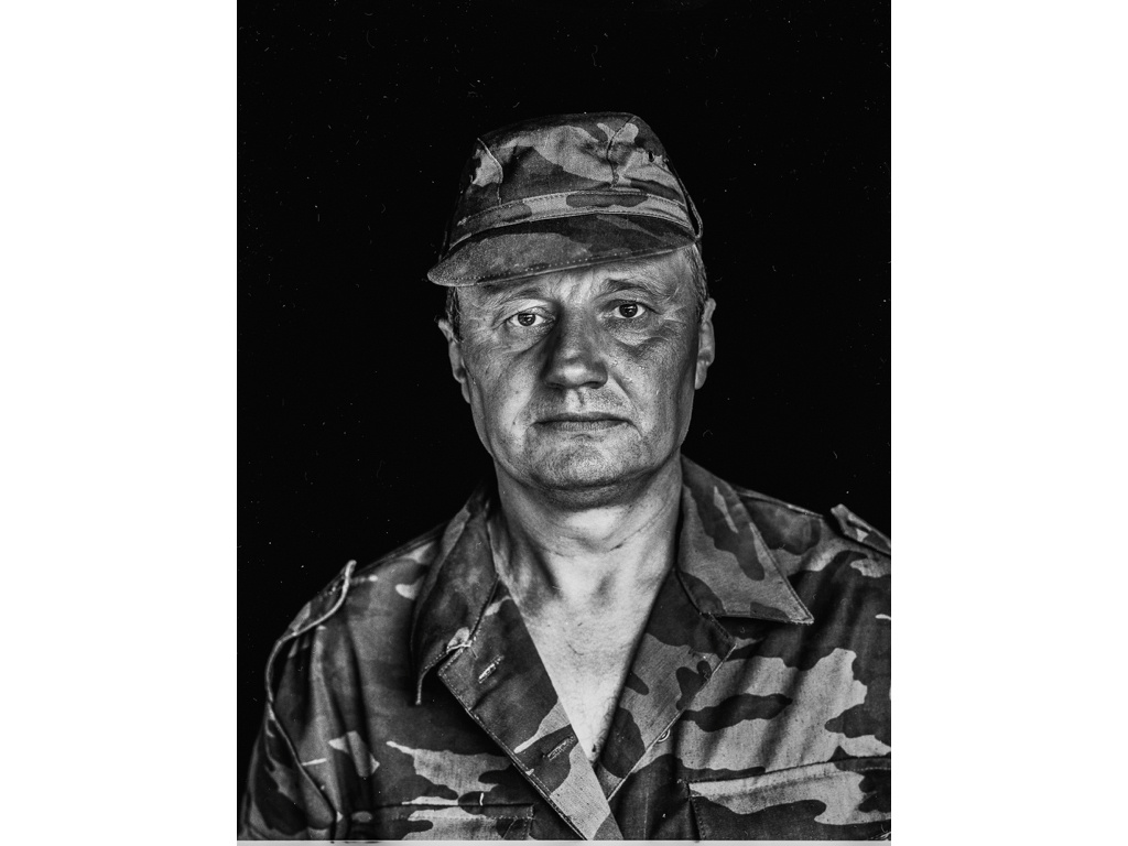 ID. Misha Domozhilov photographer