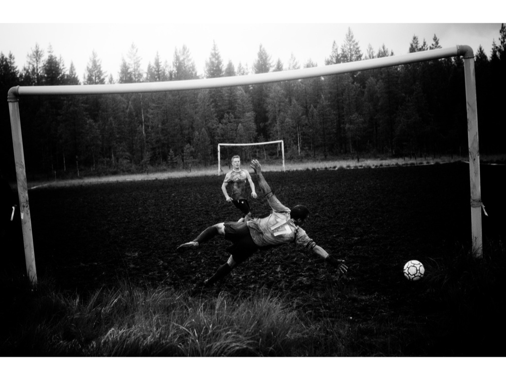 Swamp Football. Misha Domozhilov photographer