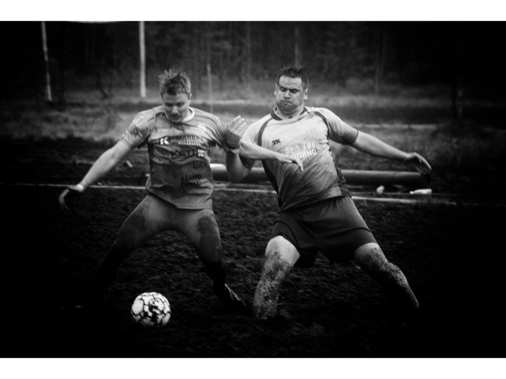 Swamp Football. Misha Domozhilov photographer