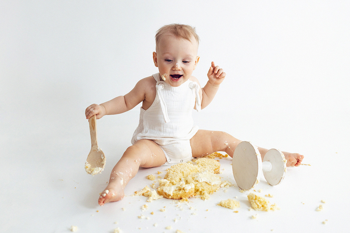 Фотосессия крушение торта