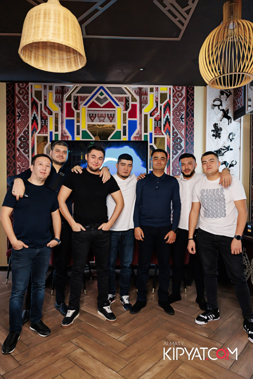 ЗАЯ, НА БИС. КИПЯТКОМ АЛМАТЫ!