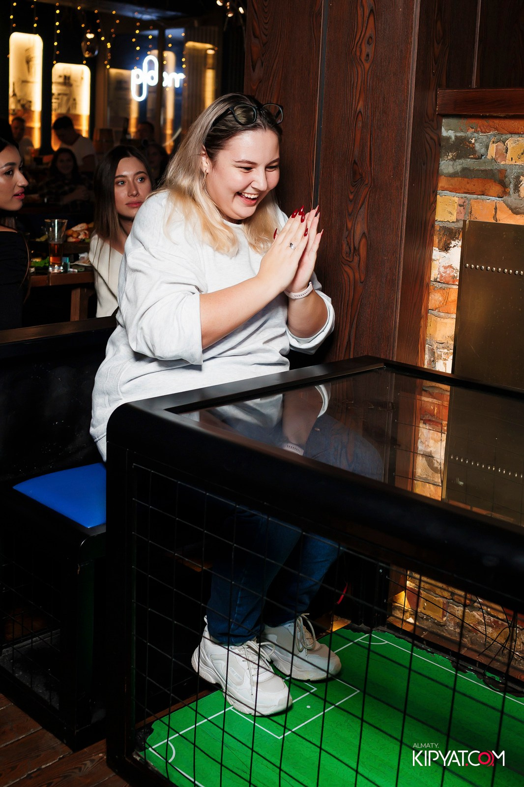 MUNCHEN PUB NA PANFILOVA. КИПЯТКОМ АЛМАТЫ!