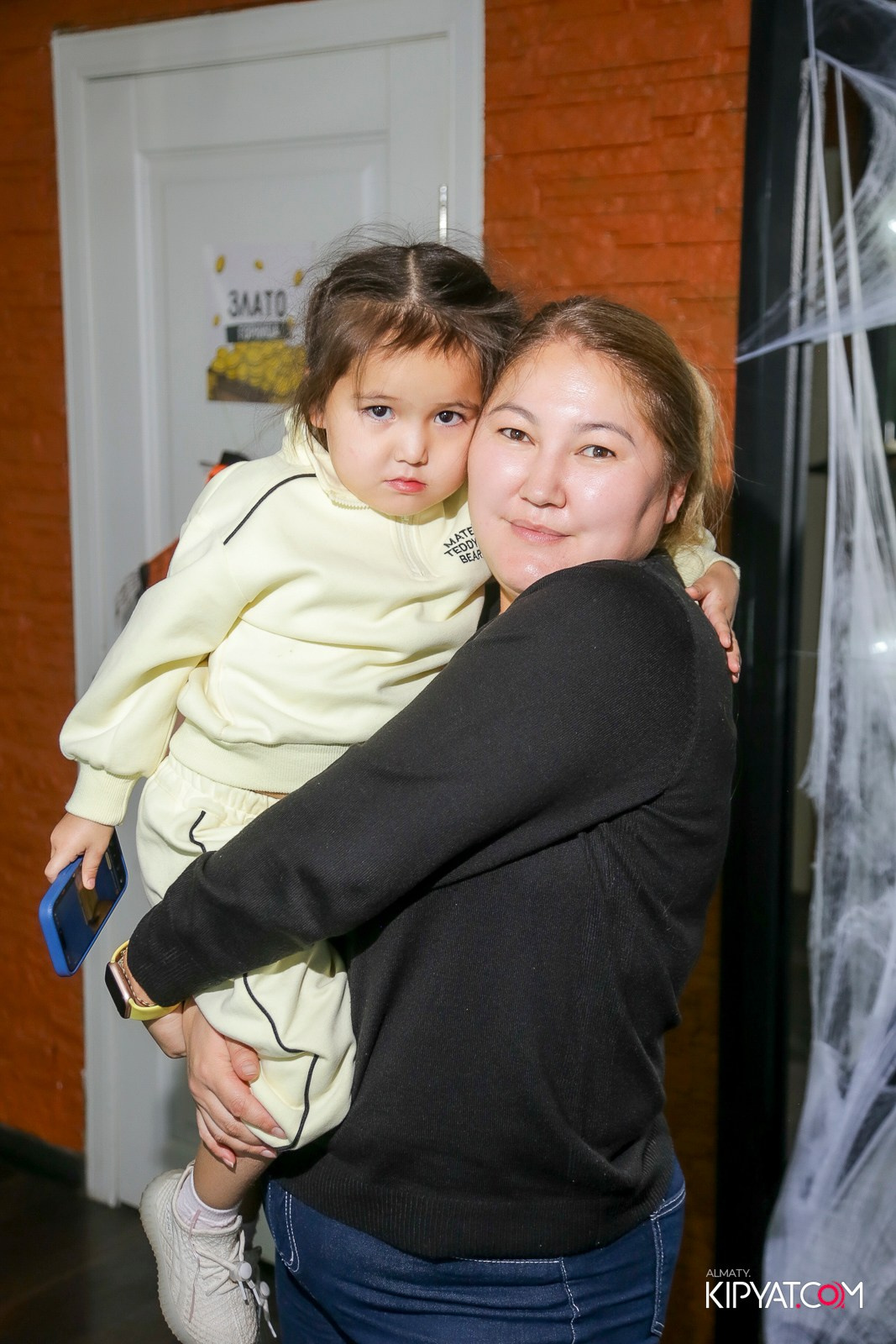 УХО И МЕДВЕДЬ НА САИНА. КИПЯТКОМ АЛМАТЫ!