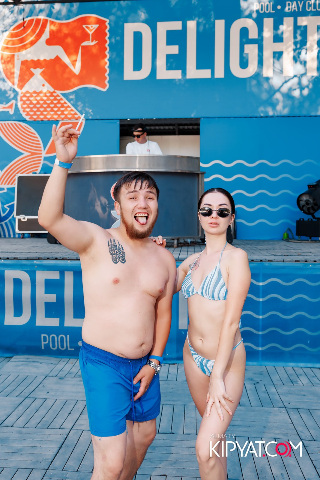 ПЕННАЯ ВЕЧЕРИНКА/ДЫМОВОЕ ШОУ/БАССЕЙН DELIGHT POOL. КИПЯТКОМ АЛМАТЫ!