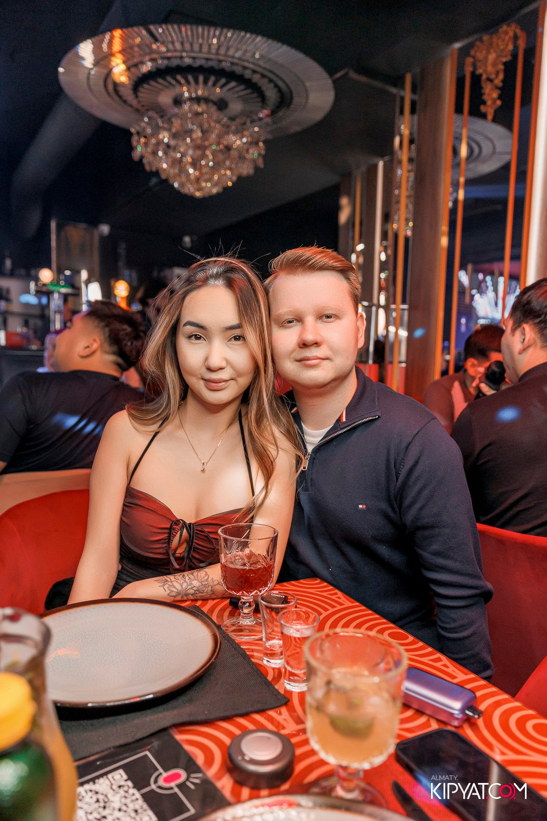 ЗАЯ, НА БИС. КИПЯТКОМ АЛМАТЫ! Фотосъемка мероприятий в Алматы