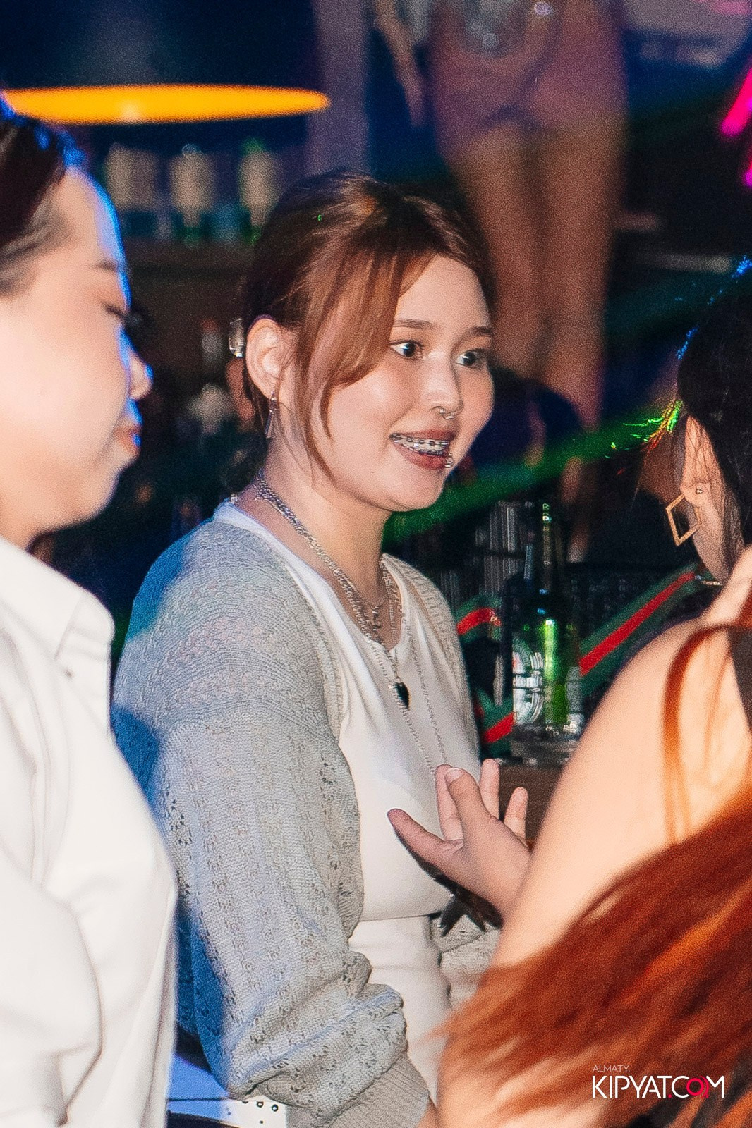 UYAT EMES BAR. КИПЯТКОМ АЛМАТЫ!