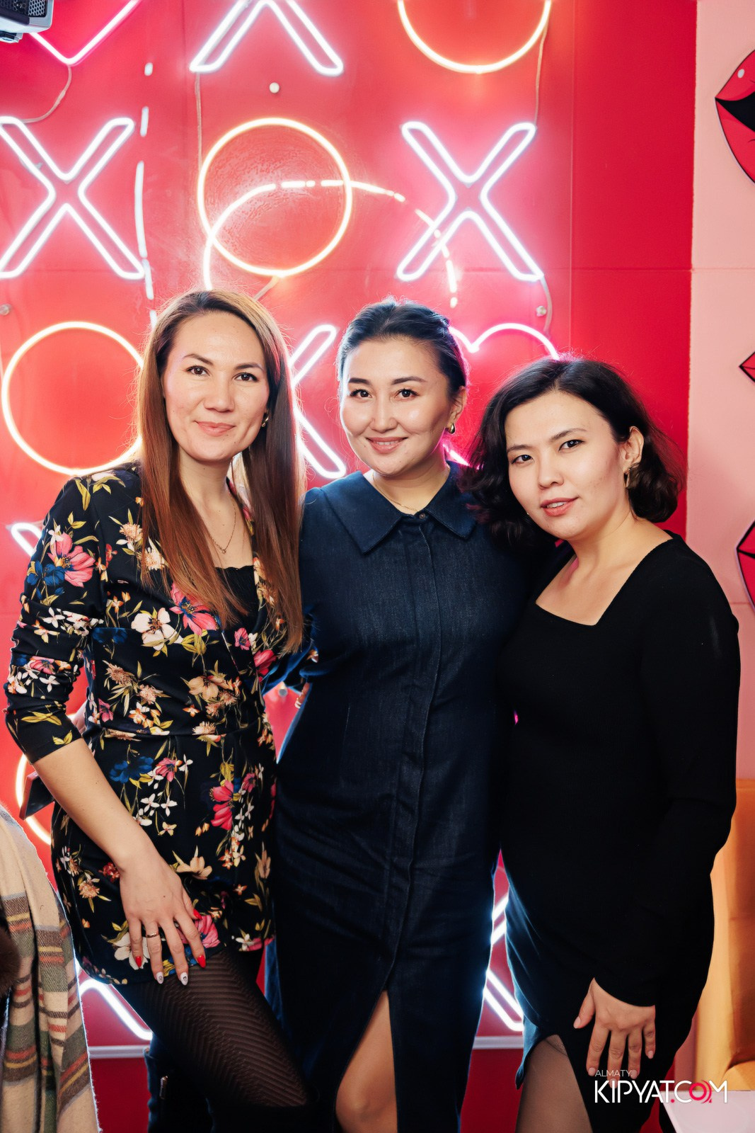 ЗАЯ, НА БИС. КИПЯТКОМ АЛМАТЫ!