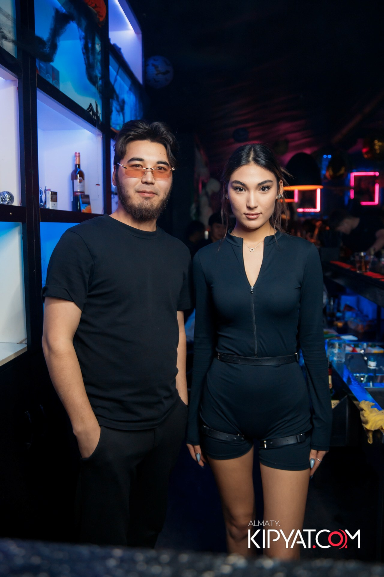 UYAT EMES BAR. КИПЯТКОМ АЛМАТЫ!