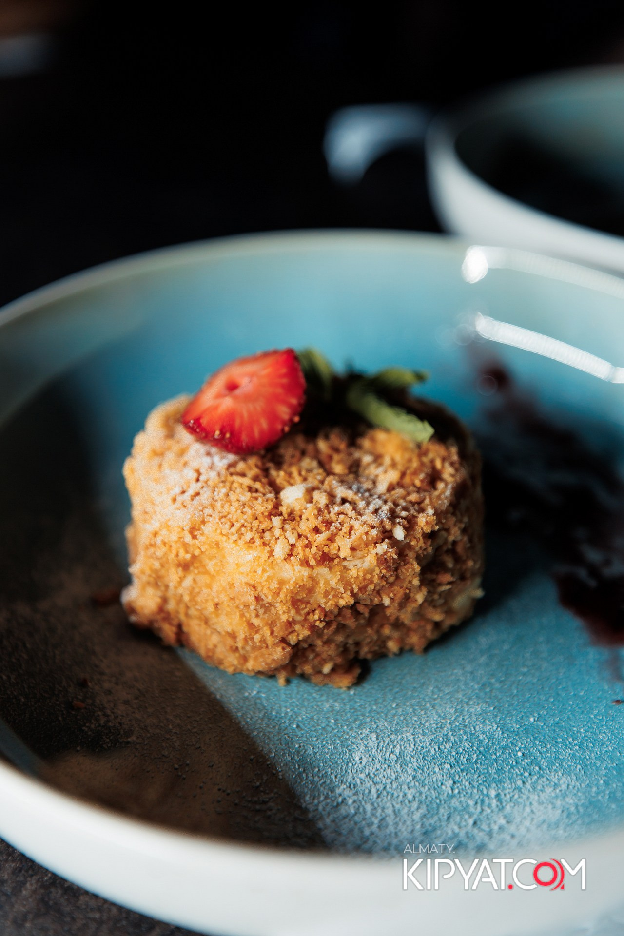 Friends bar & terrace. КИПЯТКОМ АЛМАТЫ!