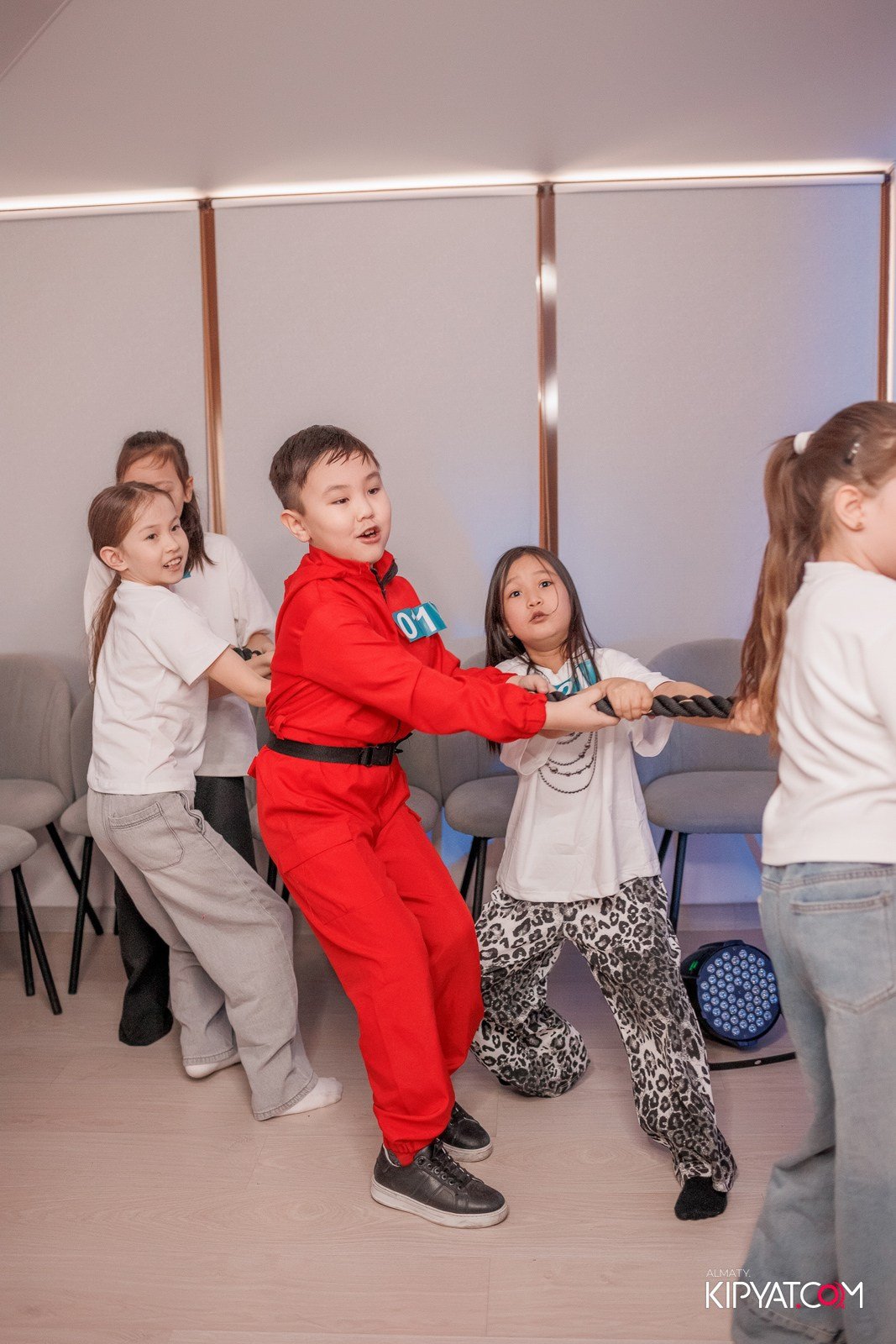 КВЕСТ-ШОУ ALAROVICH / ИГРА В КАЛЬМАРА. КИПЯТКОМ АЛМАТЫ!