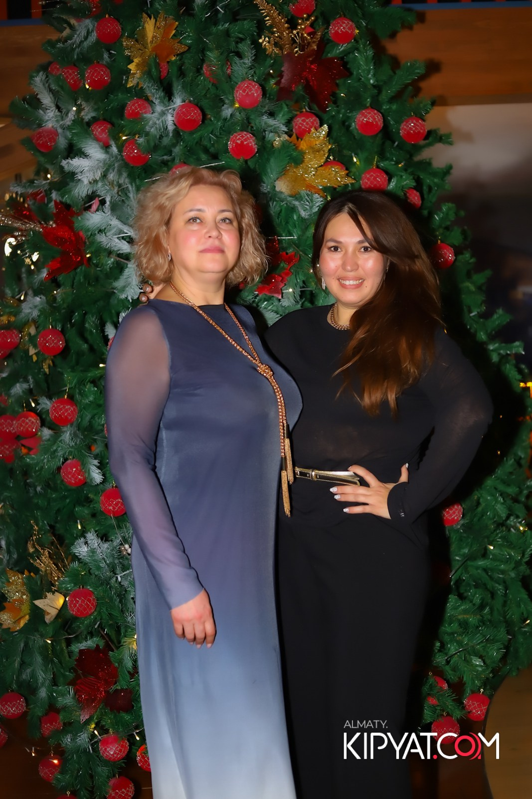 ГРУЗИНСКИЙ ДВОР НА КАБАНБАЙ БАТЫРА. КИПЯТКОМ АЛМАТЫ!