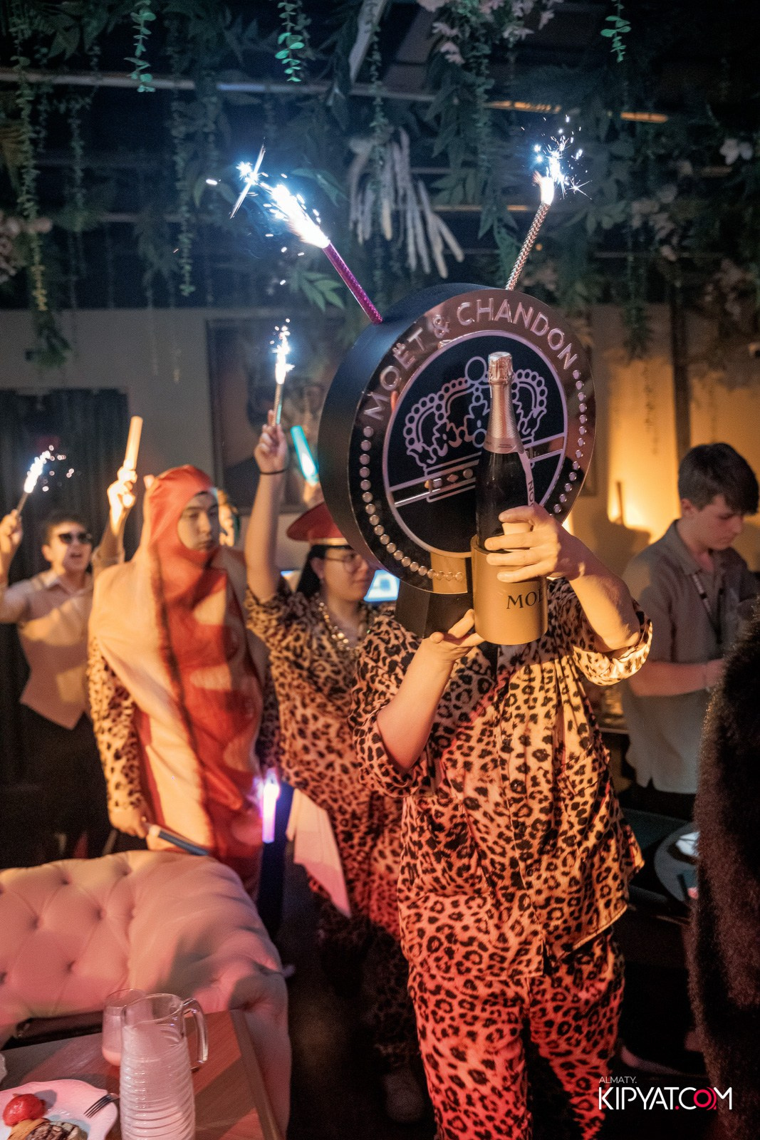 PATRIKI RESTAURANT. КИПЯТКОМ АЛМАТЫ!