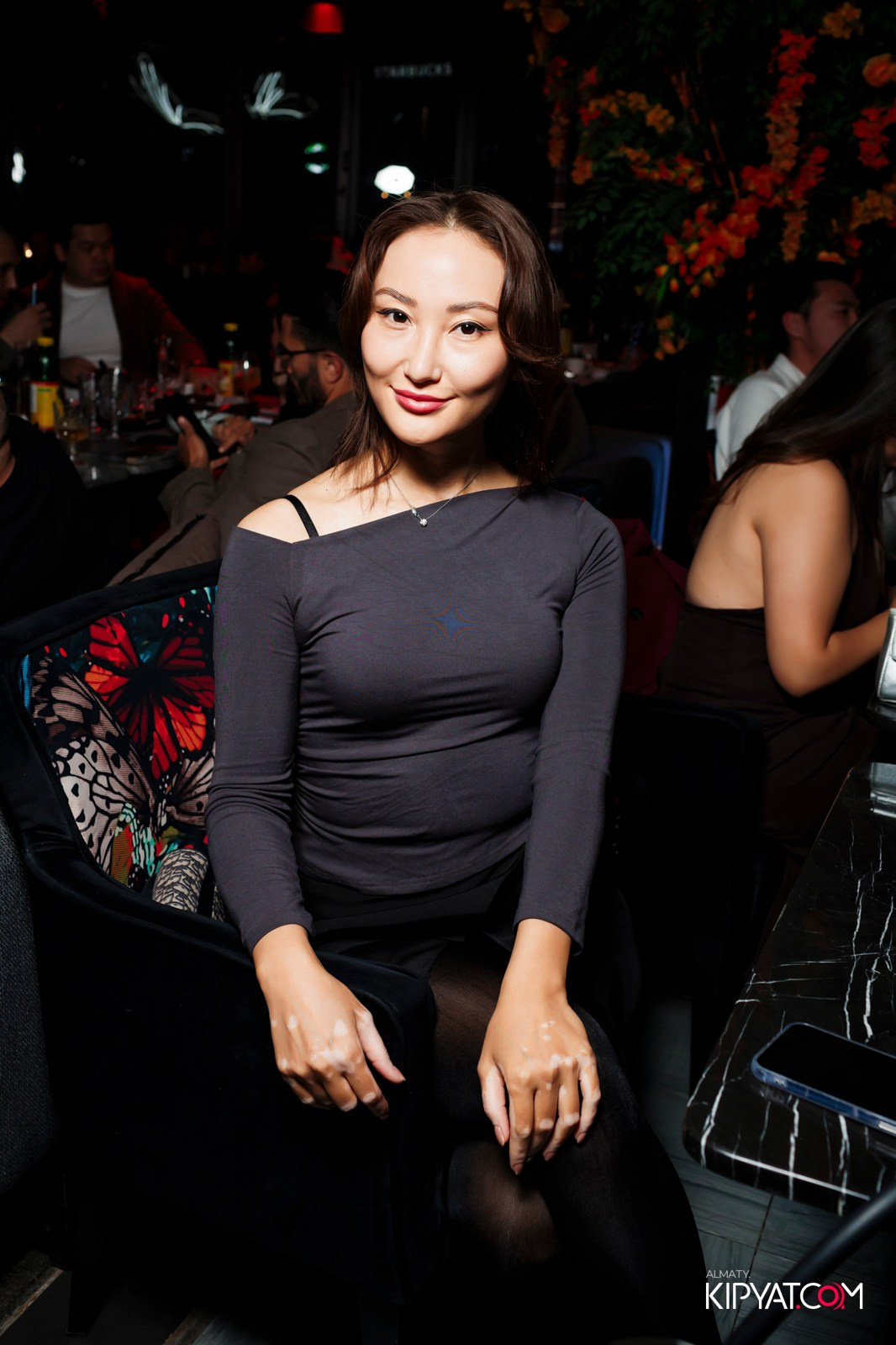 FRIENDS BAR & TERRACE. КИПЯТКОМ АЛМАТЫ!