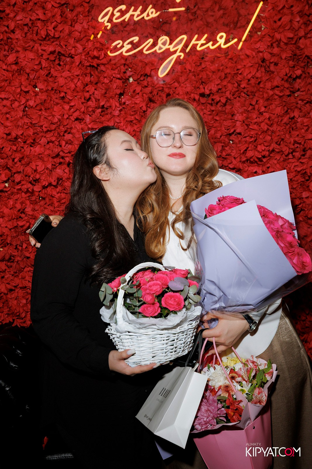 ДОРОГАЯ. Я НЕ ПИЛ. КИПЯТКОМ АЛМАТЫ! Фотосъемка мероприятий в Алматы