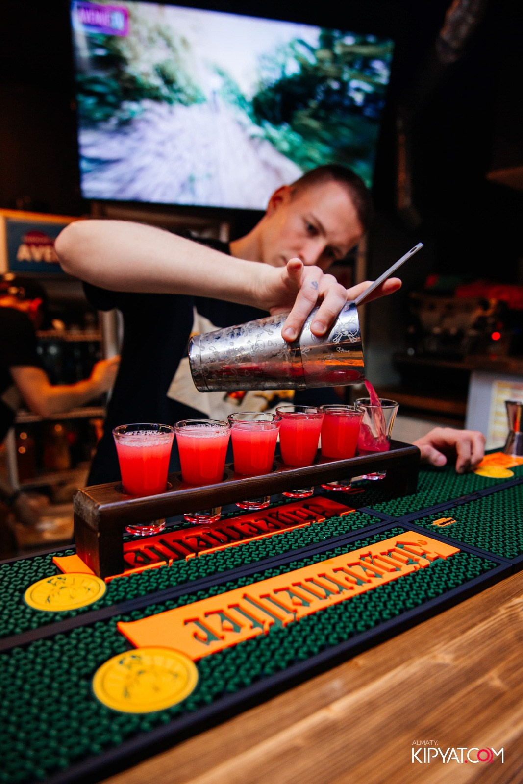 AVENUE. КИПЯТКОМ АЛМАТЫ!