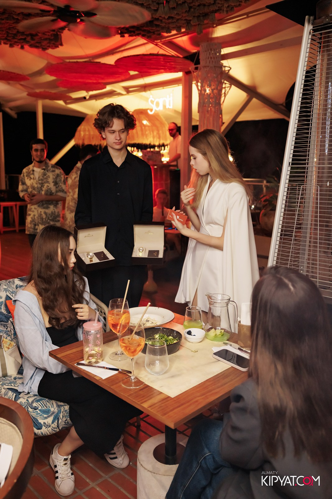 ŚANTI SUMMER TERRACE. КИПЯТКОМ АЛМАТЫ!