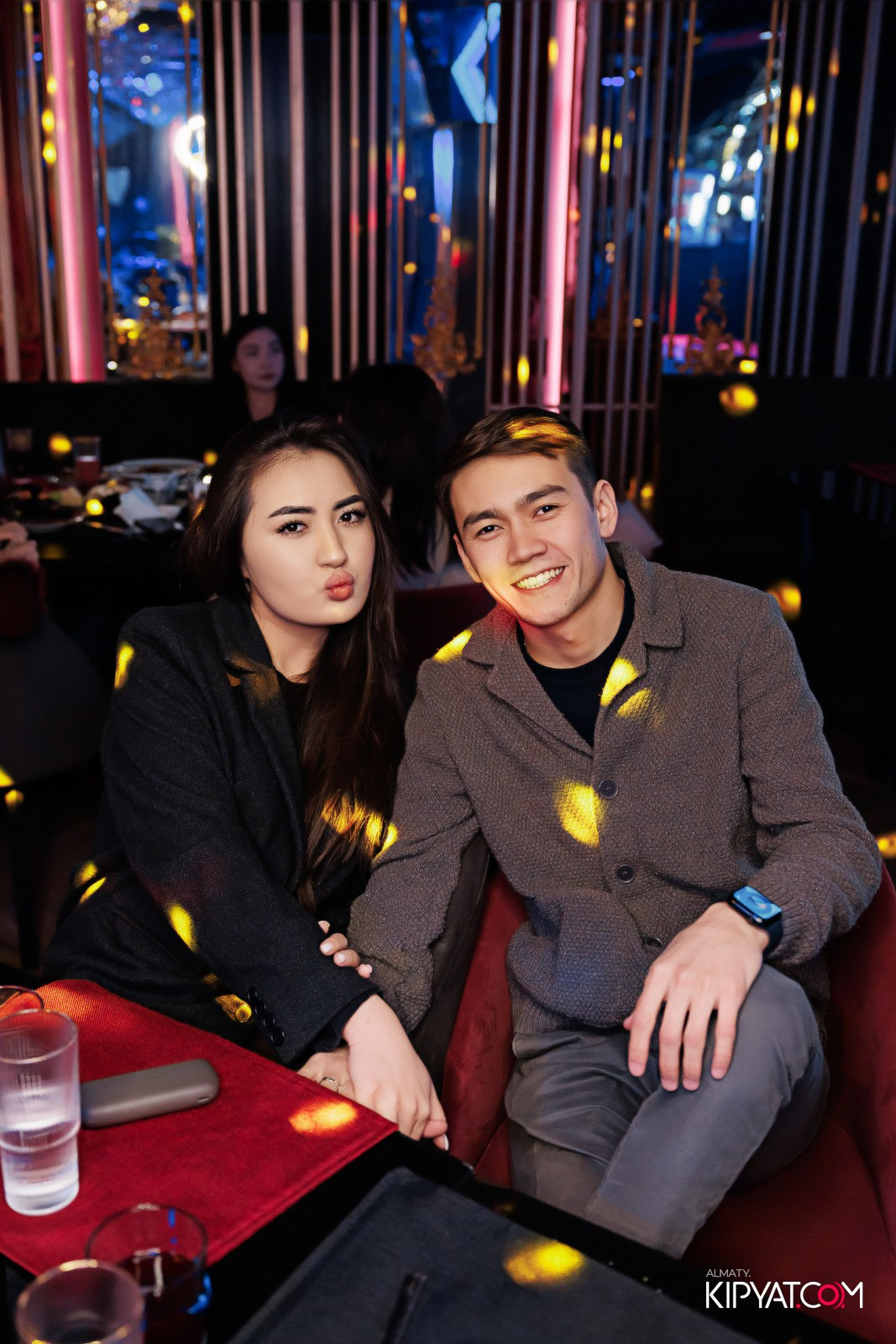 ЗАЯ, НА БИС. КИПЯТКОМ АЛМАТЫ!