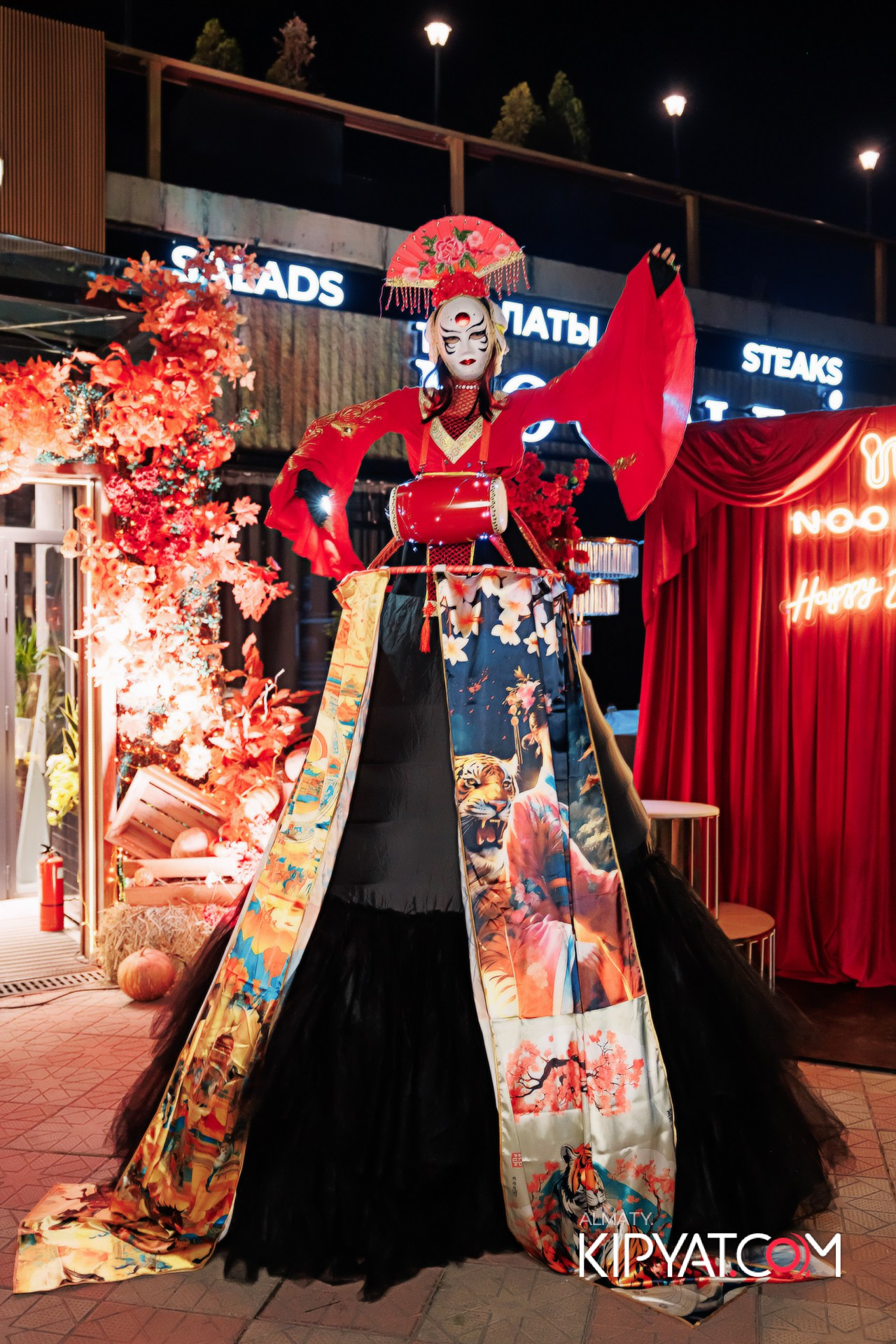 День рождения ресторана Noodles — 15 лет. КИПЯТКОМ АЛМАТЫ! Фотосъемка мероприятий в Алматы