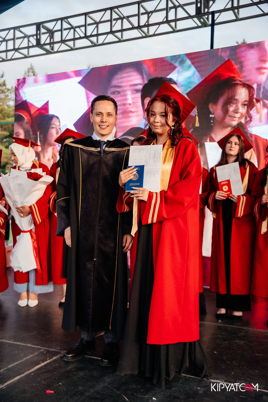 ВРУЧЕНИЕ ДИПЛОМОВ — НАРХОЗ КОЛЛЕДЖ. Part 4. КИПЯТКОМ АЛМАТЫ!