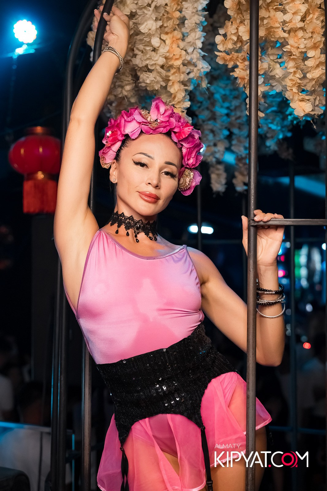 UYAT EMES BAR. КИПЯТКОМ АЛМАТЫ!