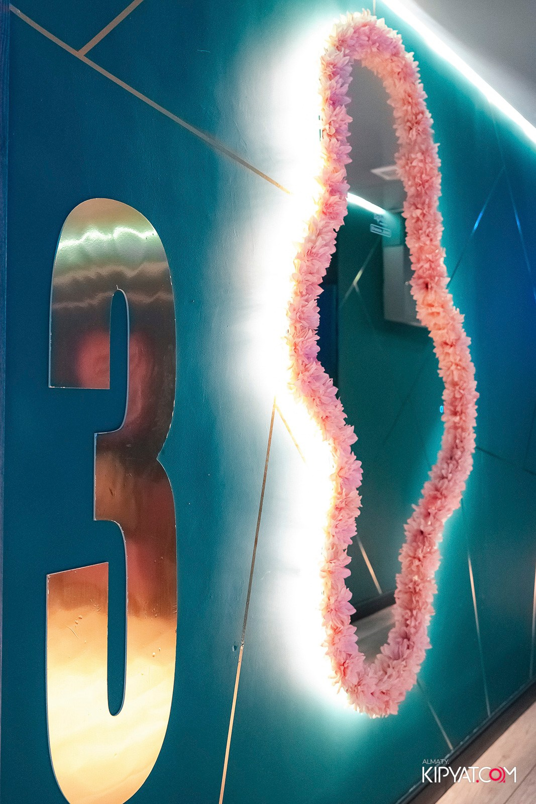 КАРАОКЕ DOREMI. КИПЯТКОМ АЛМАТЫ! Фотосъемка мероприятий в Алматы