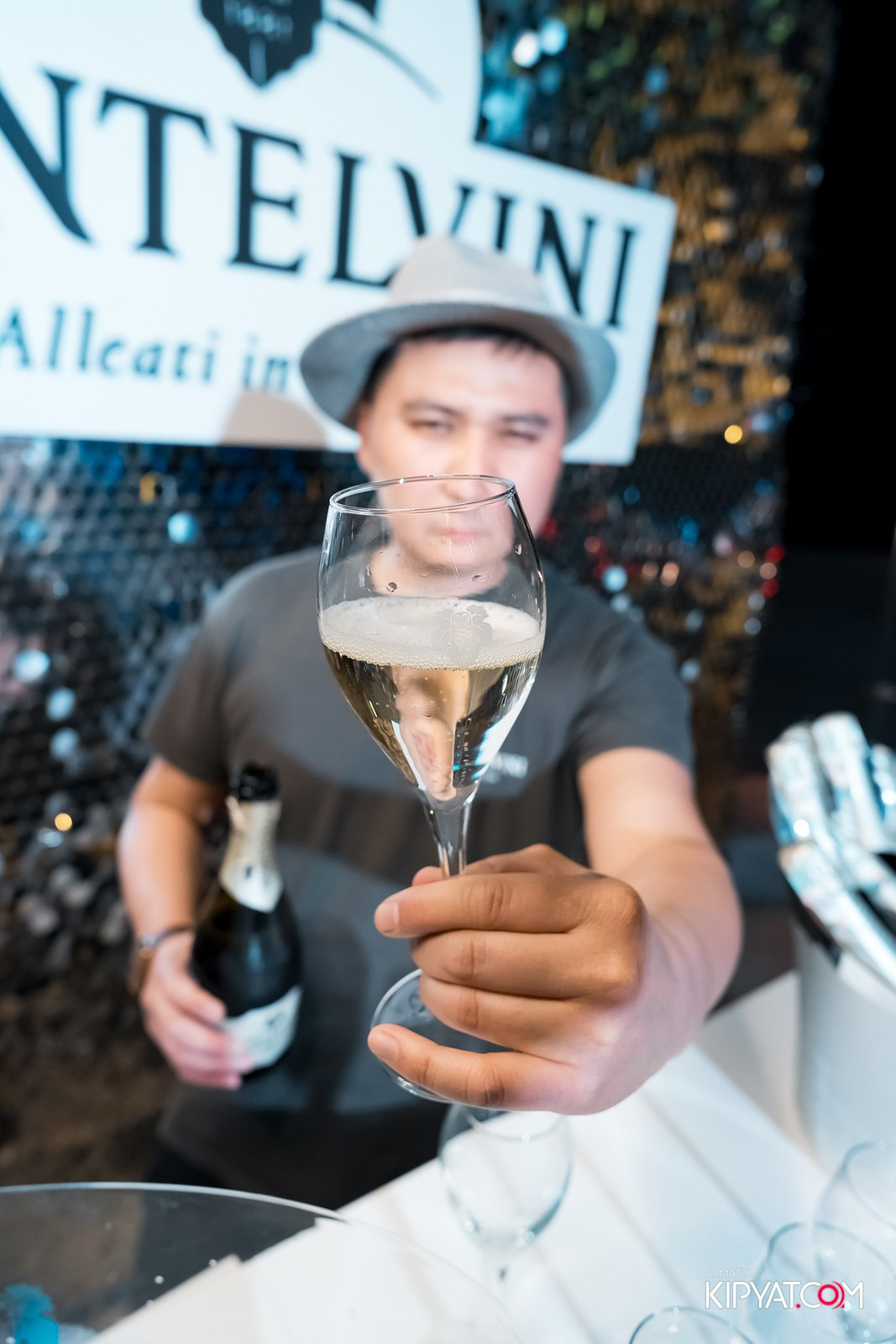 MONTELVINI PROSECCO PARTY. КИПЯТКОМ АЛМАТЫ!