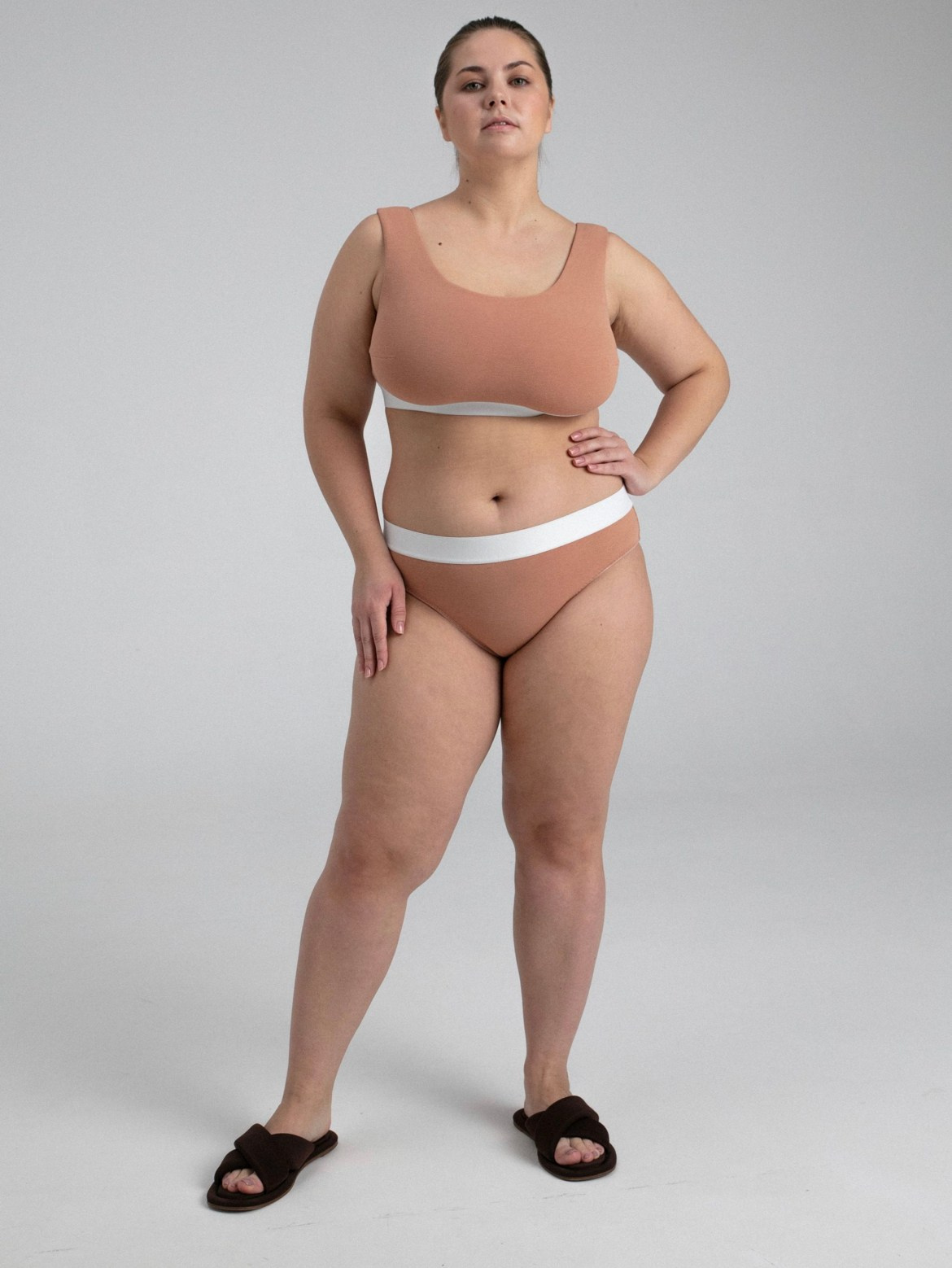 Кристина, 52-54 р-р, 170 см. KED Production — продакшн из СПб. Создаём фото, видео и контент, который помогает брендам и селлерам продавать больше