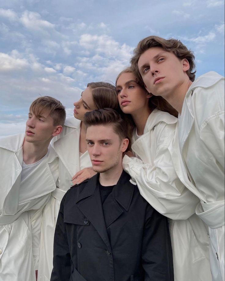 Фотосессии на выпускной альбом таганрог. Фотограф Выпускные альбомы Таганрог Сергей Коробченко