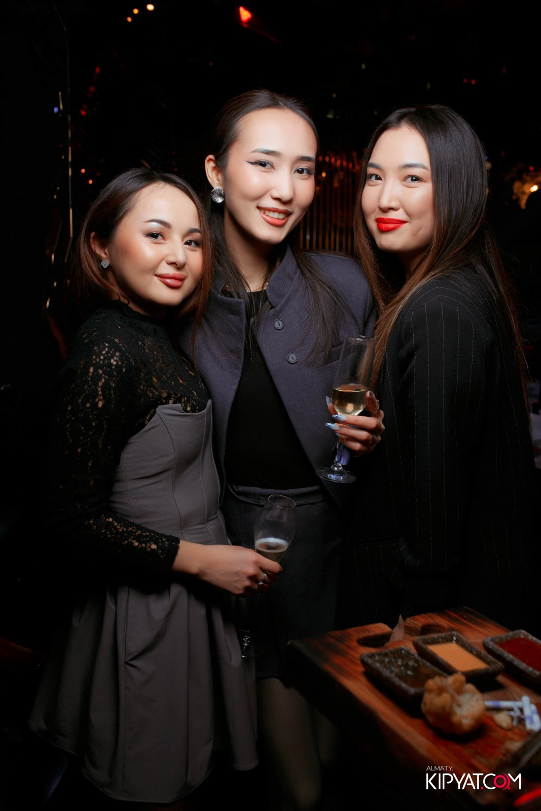 MOOD KARAOKE & TERRACE. КИПЯТКОМ АЛМАТЫ!