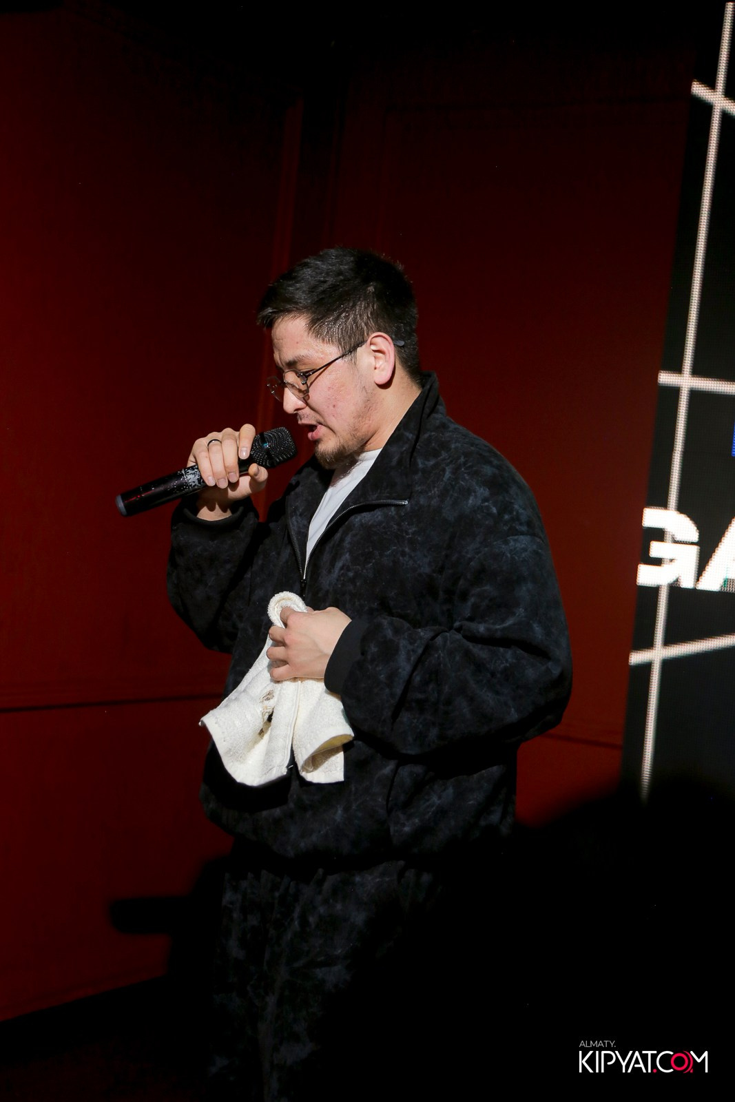 ARAGOSTA ДИСКО-БАР. КИПЯТКОМ АЛМАТЫ!