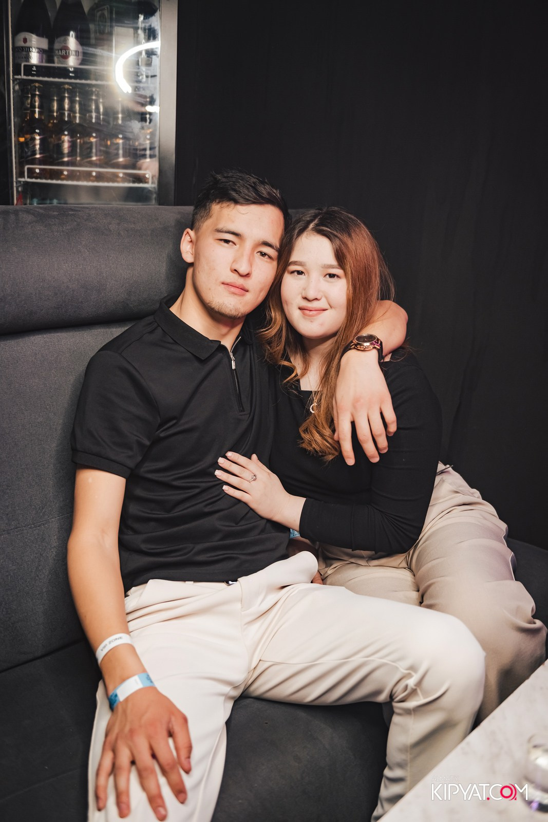 UYAT EMES BAR. КИПЯТКОМ АЛМАТЫ!