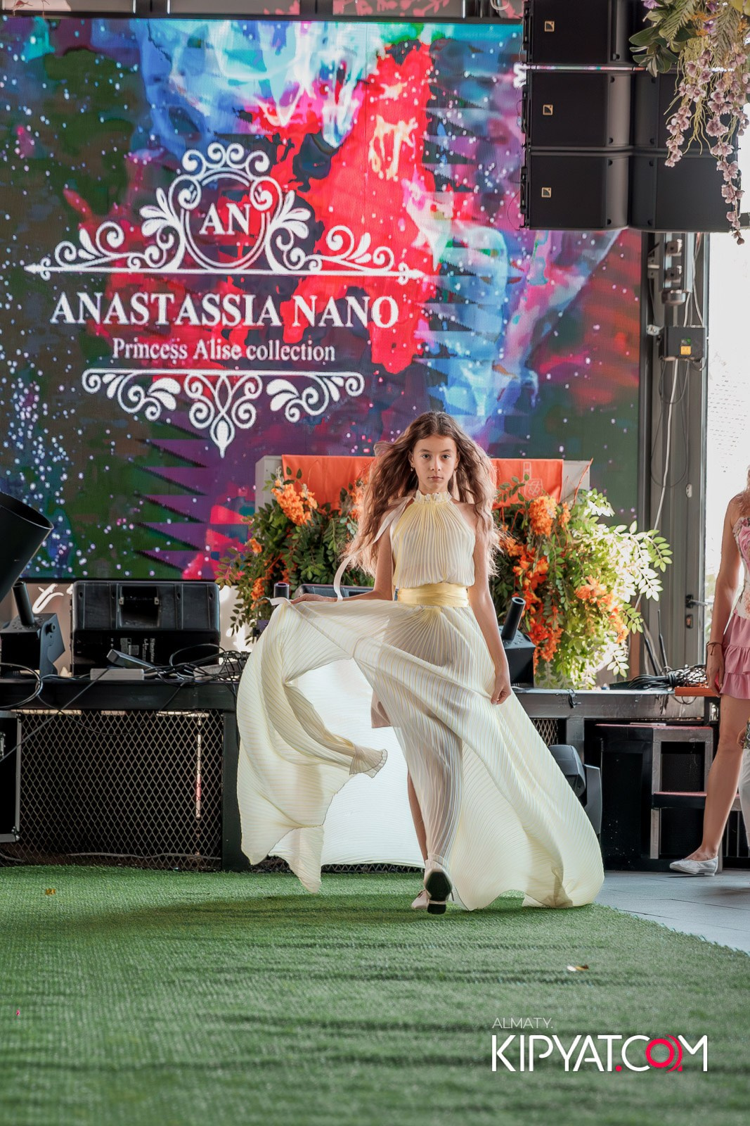 PROM KIDS FASHION SHOW. КИПЯТКОМ АЛМАТЫ!