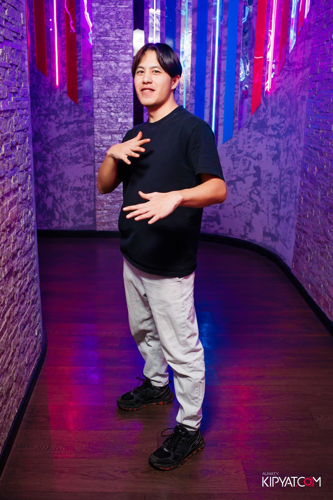 УХО И МЕДВЕДЬ НА ГАГАРИНА. КИПЯТКОМ АЛМАТЫ!